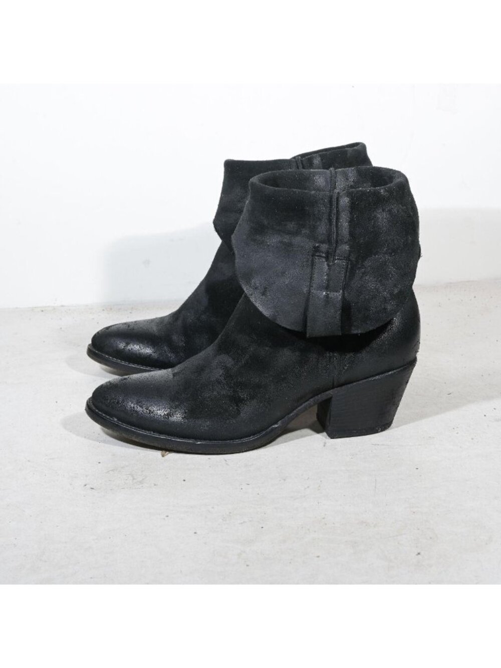 Black Suede Western Ankle Boots Reversed Cuff Texan Almond Toe Made in Italy Wom - Picture 2 of 8